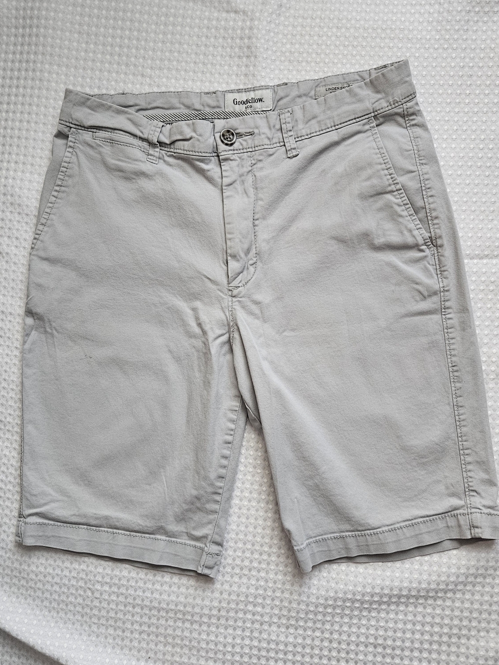 Goodfellow & Co Men’s Light Gray Chino Shorts Size 28